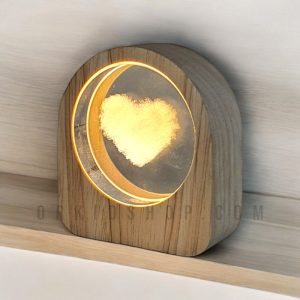 گوی کریستالی قاب چوبی طرح قلب