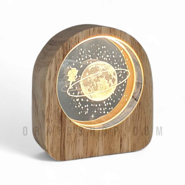گوی کریستالی قاب چوبی طرح ماه دخت